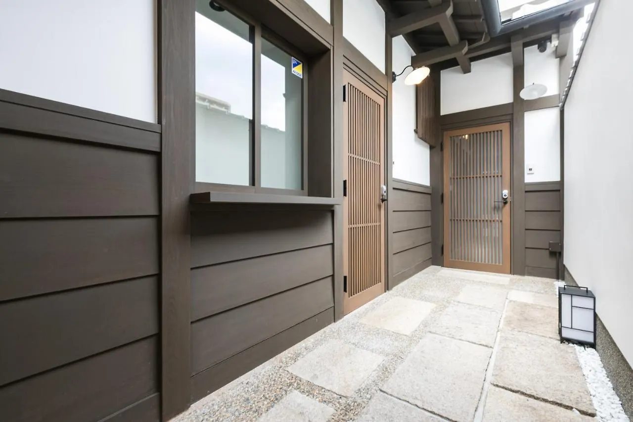 No.8 京都 0*, 京都市 日本